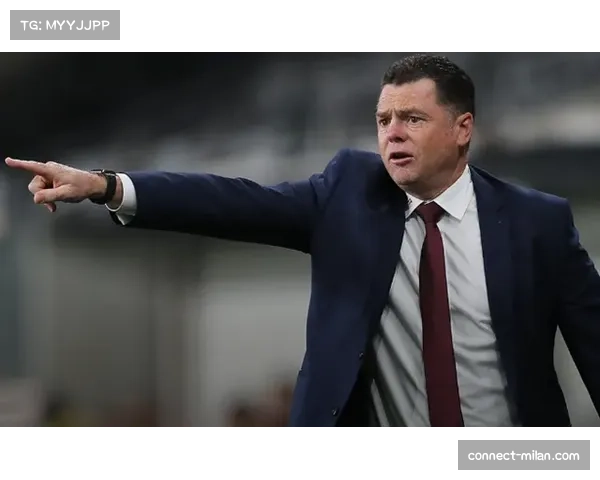 阿德莱德联技术总监法贝尔确认离任，将赴荷甲赫拉克勒斯出任主帅